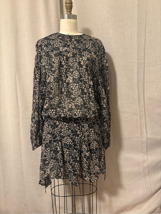 Isabel Etoile Marant Dresses & Skirts - Mini Floral Drop-Waist Dress in Black and Cream